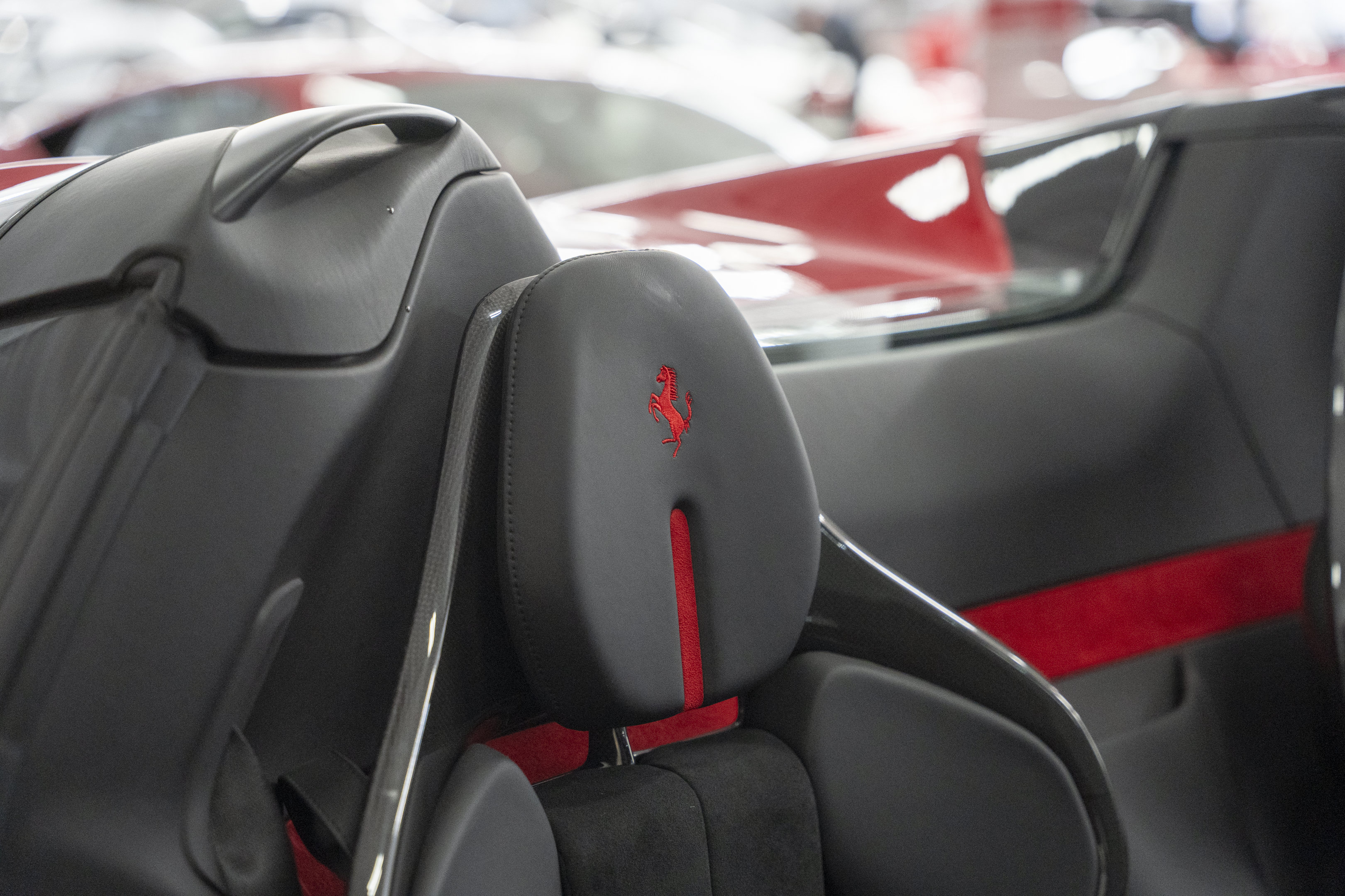 Used 2022 Ferrari SF90 Spider AWD/4WD image 32