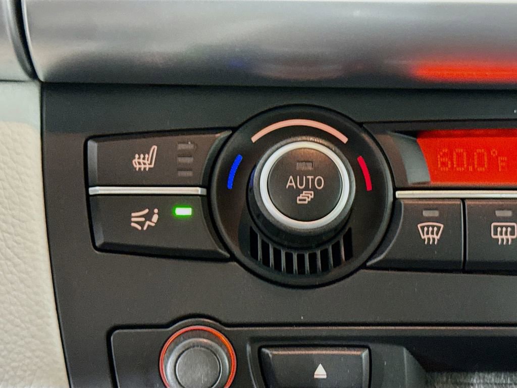 Used 2013 BMW X5 M image 20