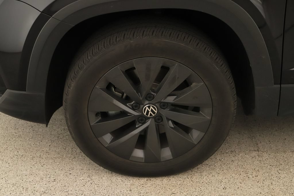Used 2024 Volkswagen Taos S FWD image 32