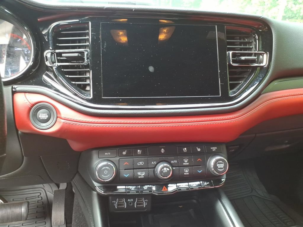 Used 2021 Dodge Durango R/T w/ Blacktop Package AWD/4WD image 21