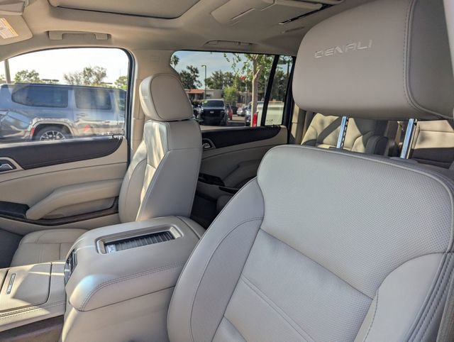 Used 2018 GMC Yukon XL Denali w/ Open Road Package AWD/4WD image 11