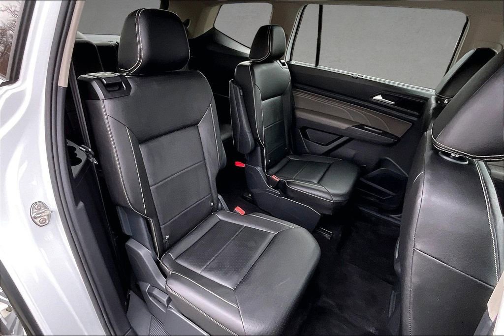 Used 2023 Volkswagen Atlas SE image 25