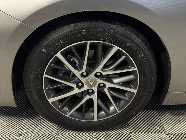 Used 2018 Lexus ES 350 w/ Luxury Package w/Wood Trim FWD image 14