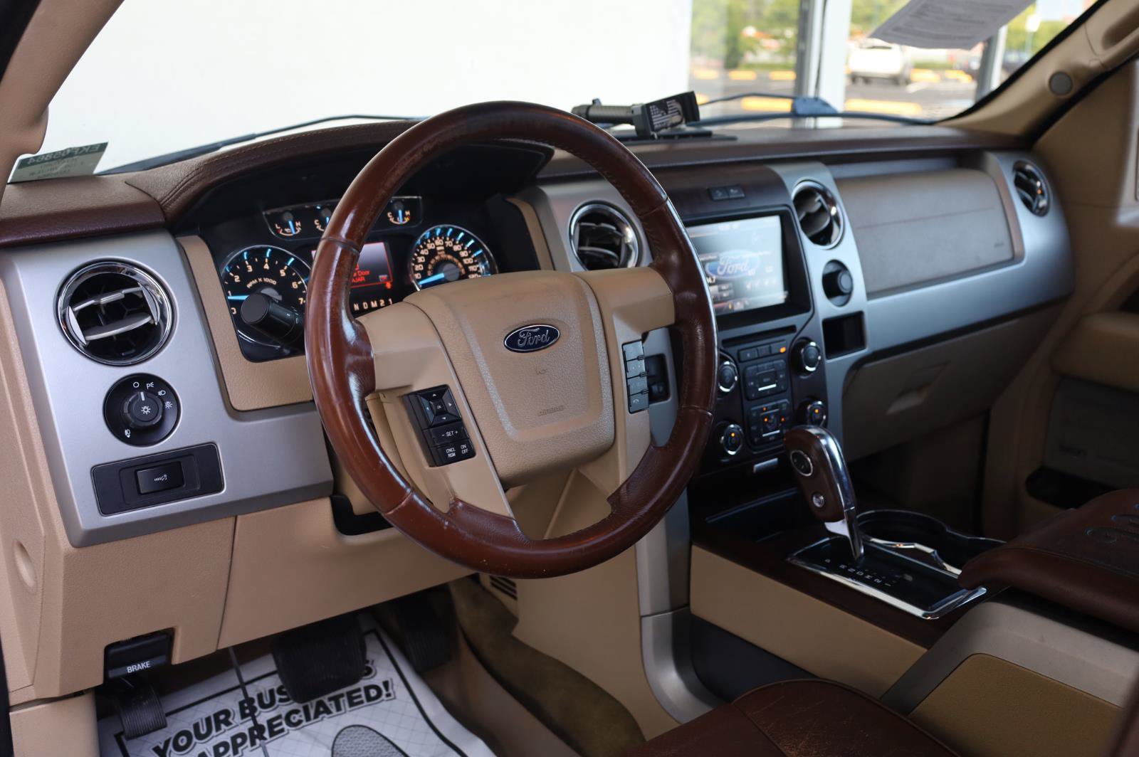 Used 2014 Ford F150 King Ranch w/ King Ranch Luxury Package AWD/4WD image 10