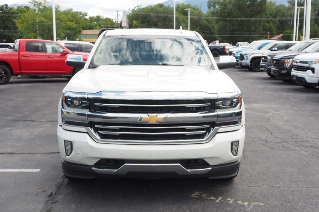 Used 2017 Chevrolet Silverado 1500 High Country AWD/4WD image 2