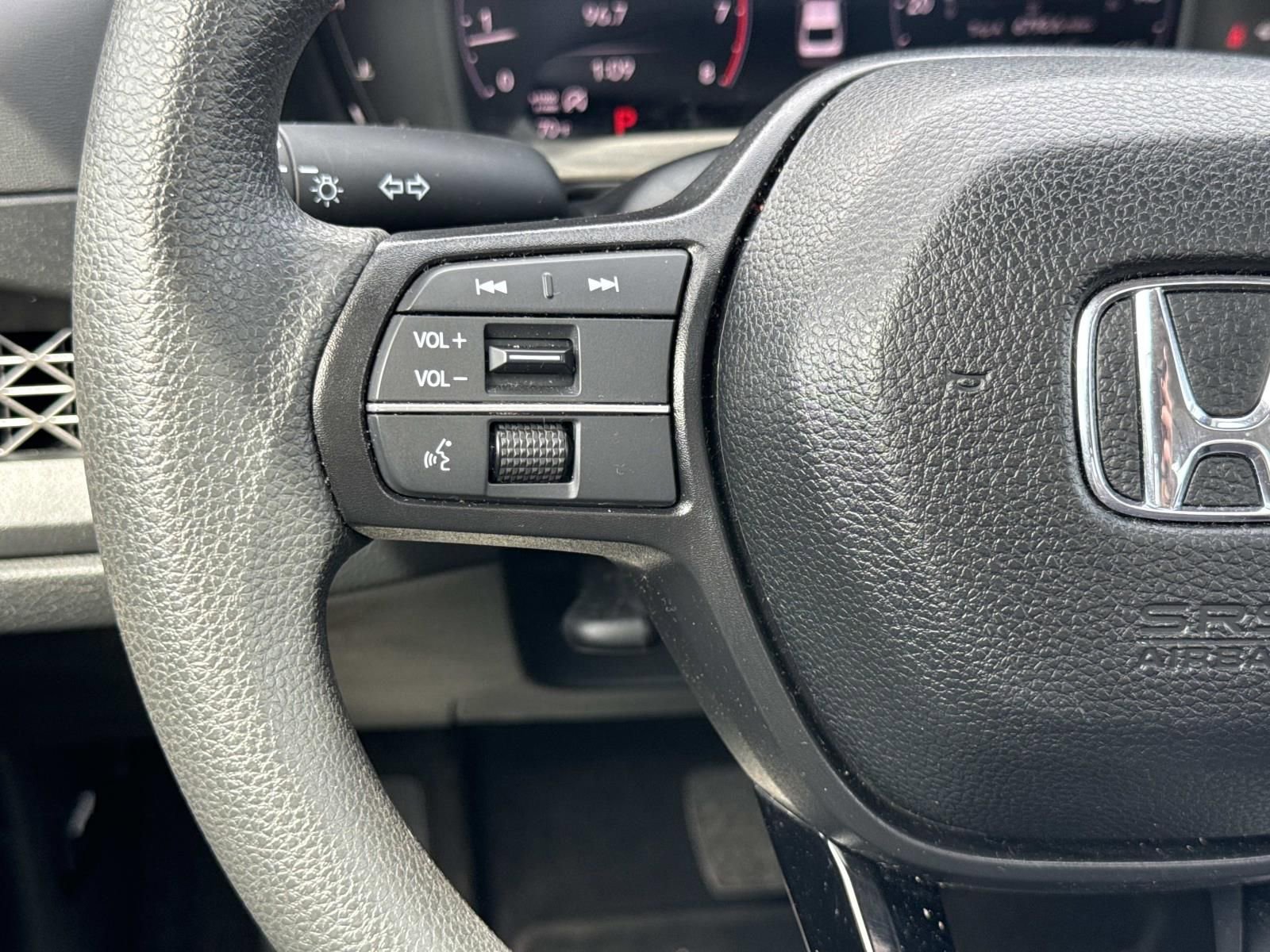 Used 2025 Honda Accord SE image 15