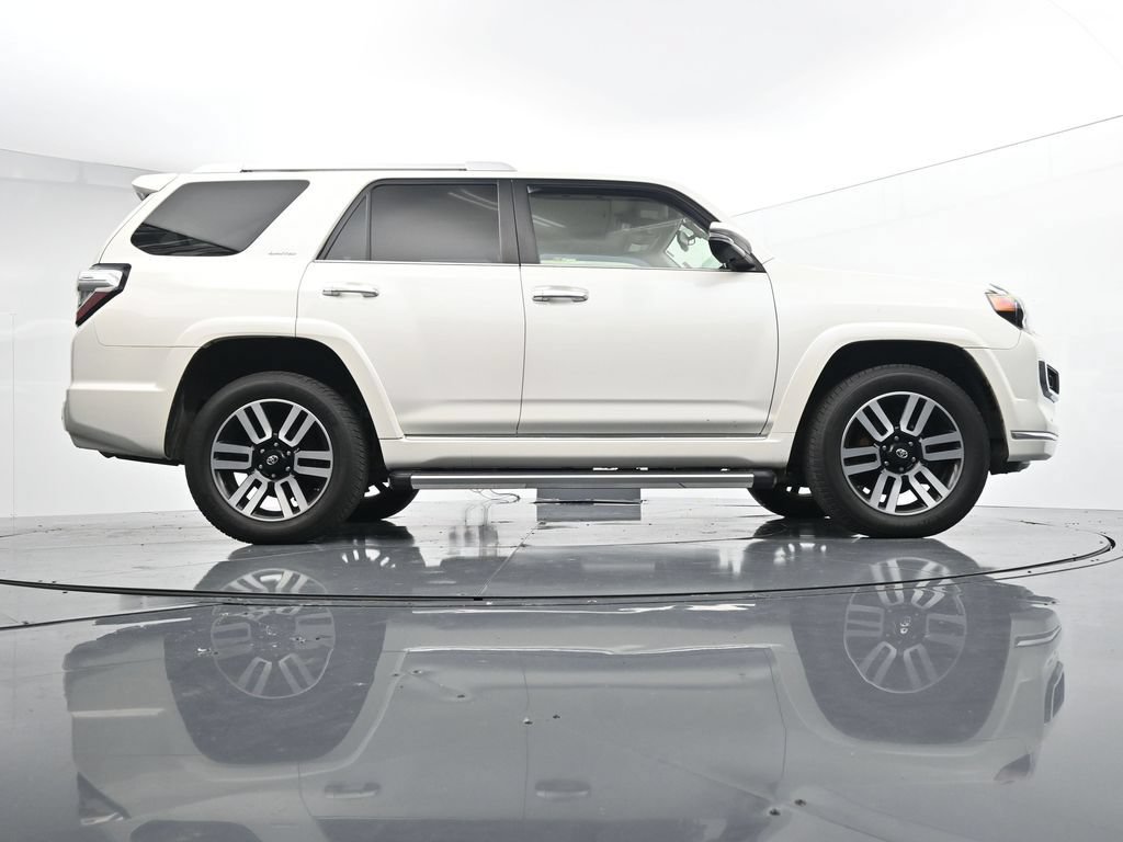 Used 2017 Toyota 4Runner Limited AWD/4WD image 24