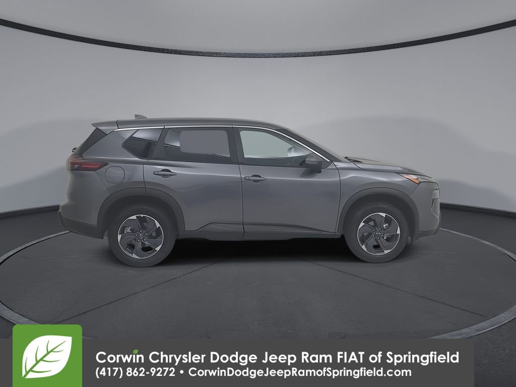 Used 2025 Nissan Rogue SV FWD image 17