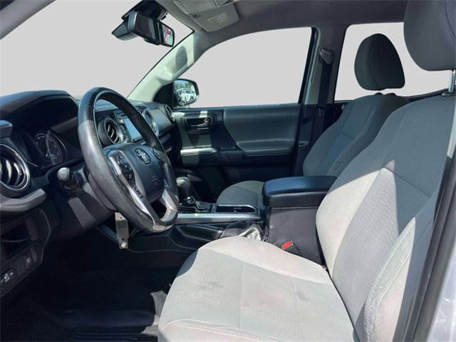 Used 2018 Toyota Tacoma SR5 image 17