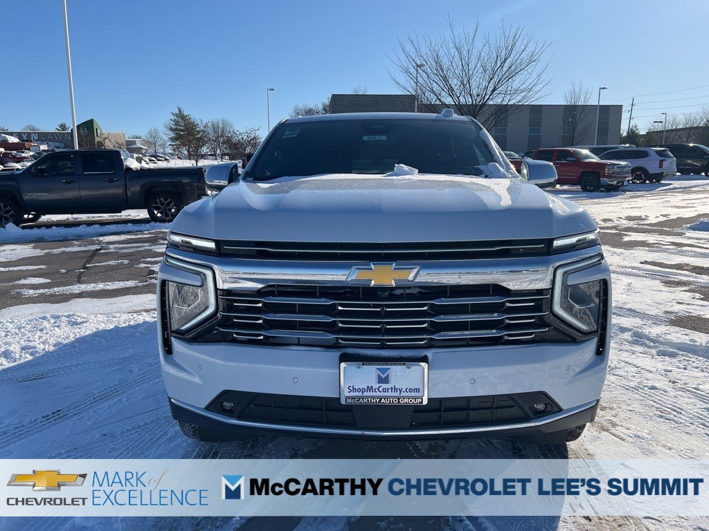 New 2026 Chevrolet Suburban Premier image 3