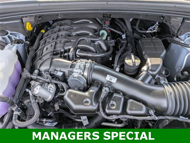 New 2025 Jeep Grand Cherokee L Laredo w/ Luxury Tech Group I image 30