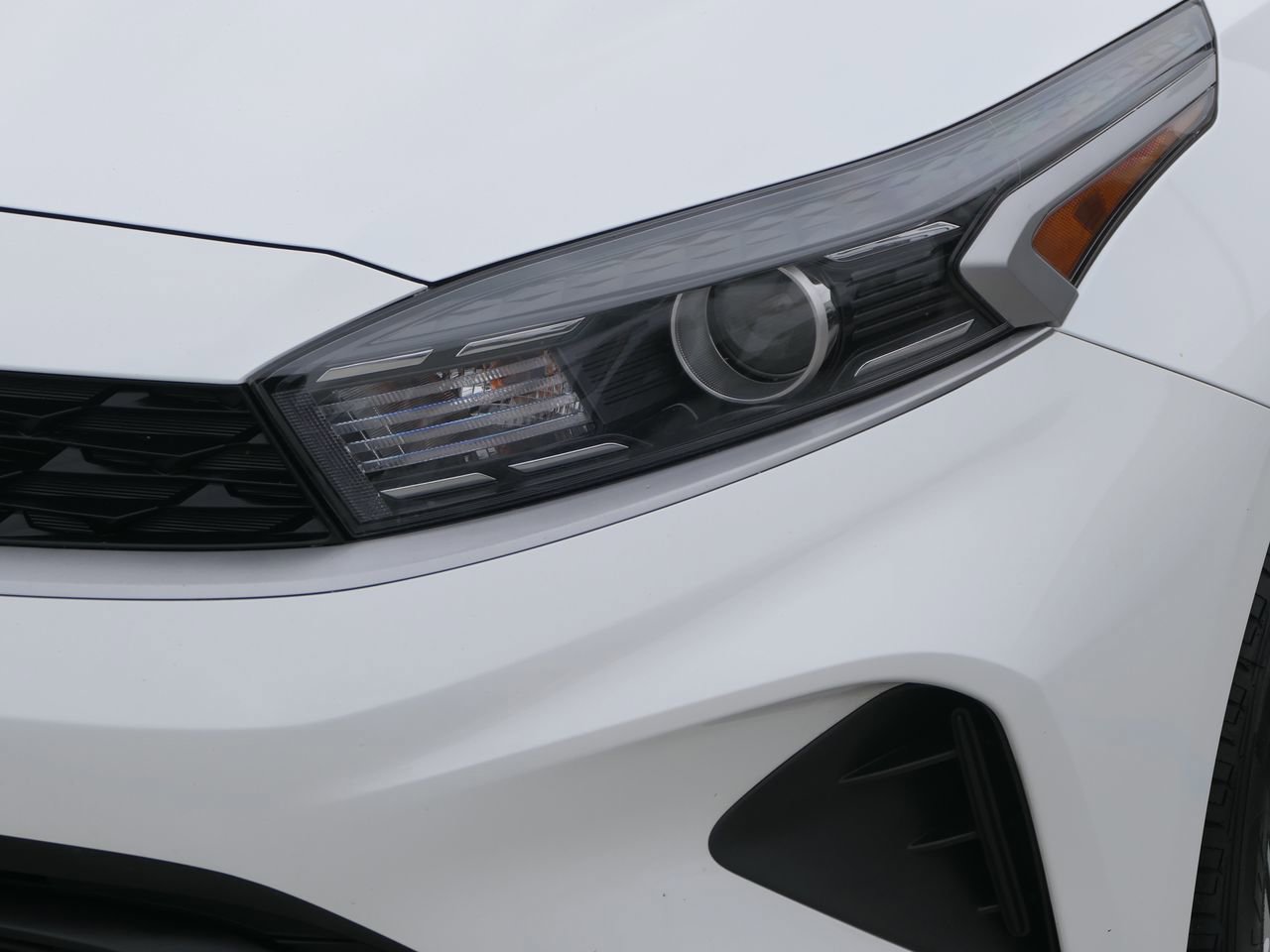 Certified 2024 Kia Forte LXS image 9