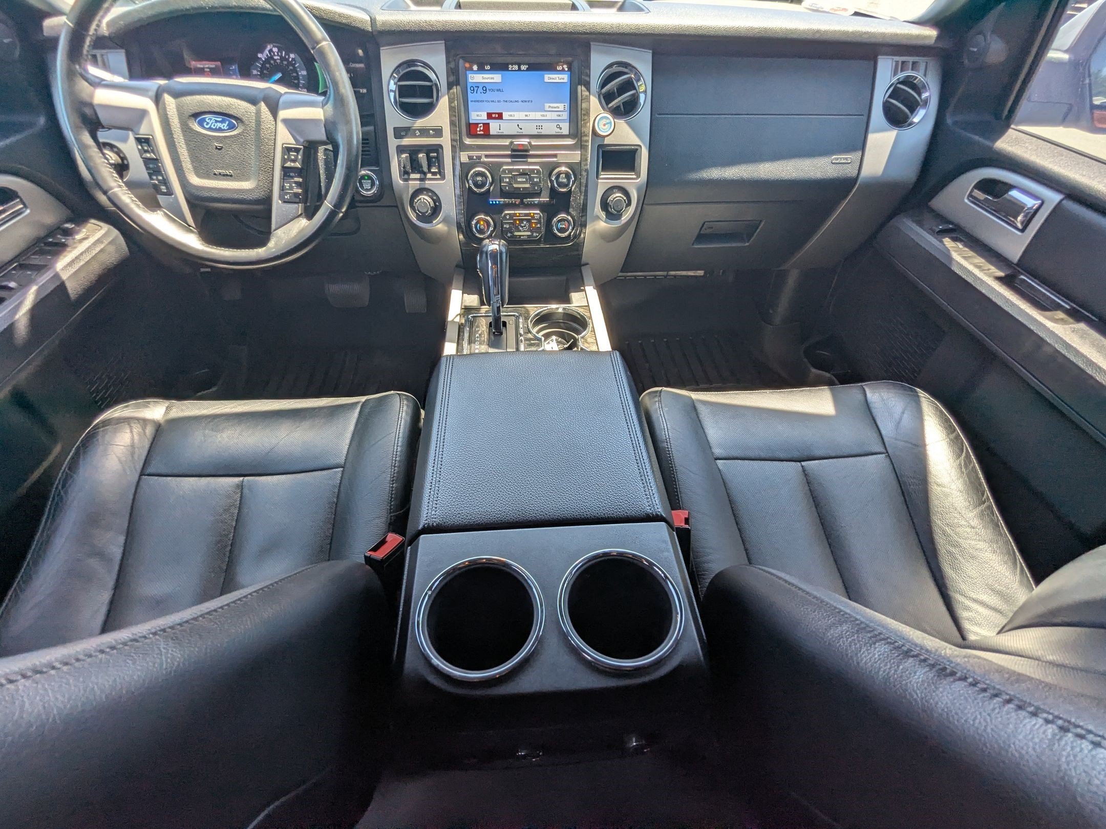 Used 2016 Ford Expedition Limited AWD/4WD image 28