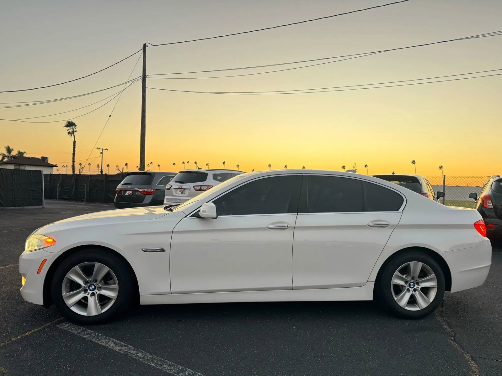 Used 2013 BMW 528i Sedan image 3