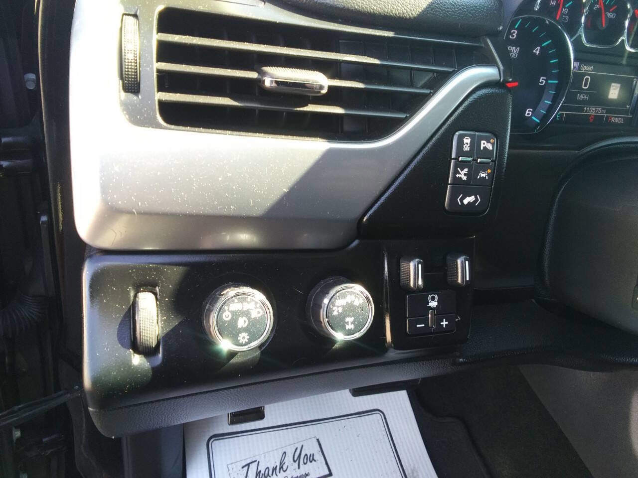 Used 2018 Chevrolet Suburban Premier image 26