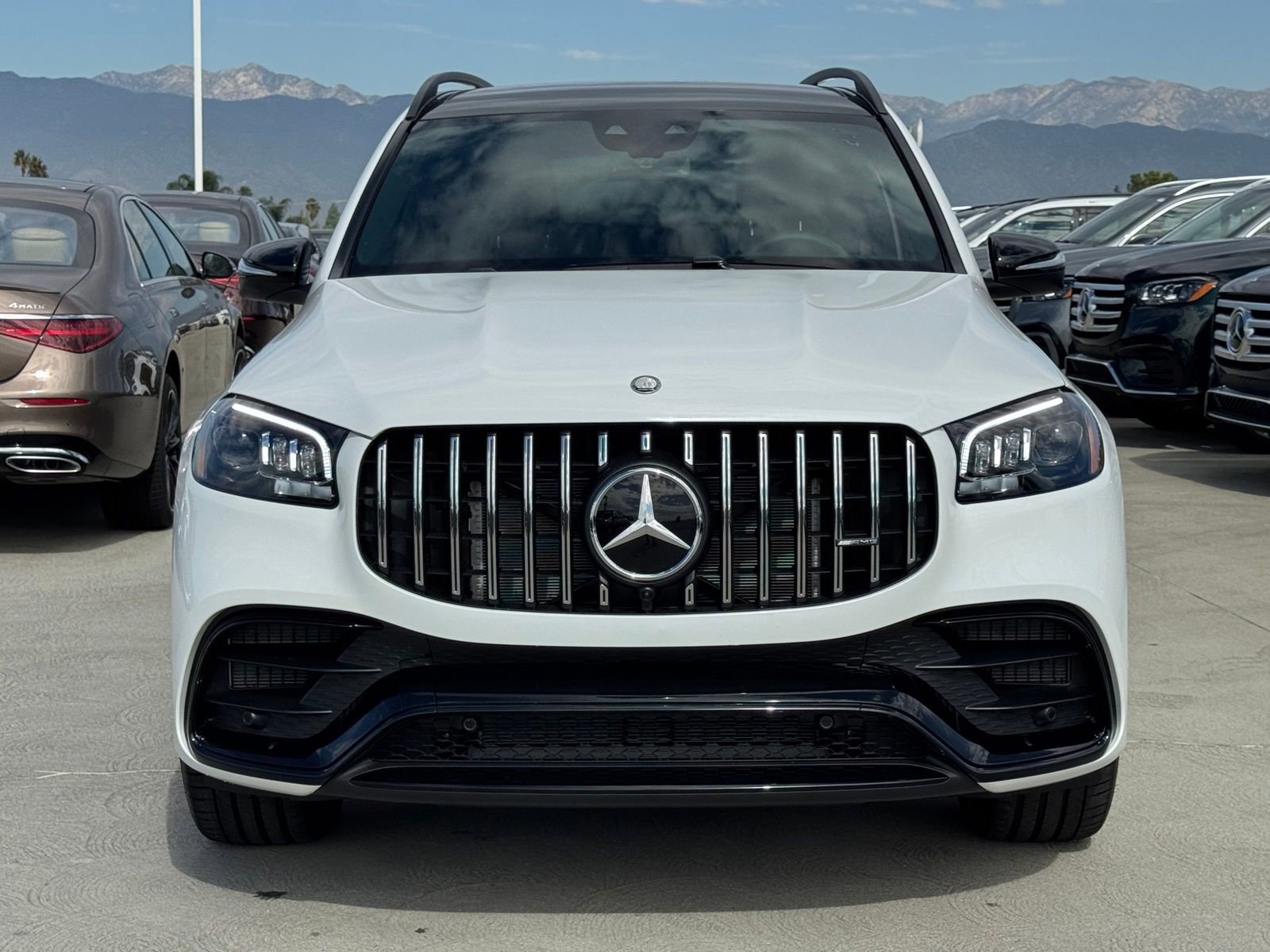 New 2025 Mercedes-Benz GLS 63 AMG 4MATIC image 2