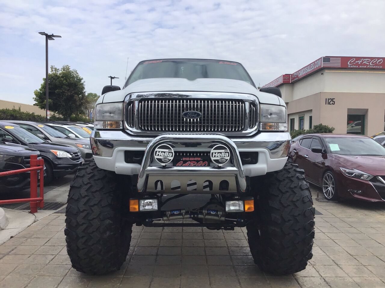 Used 2000 Ford Excursion Limited AWD/4WD image 4