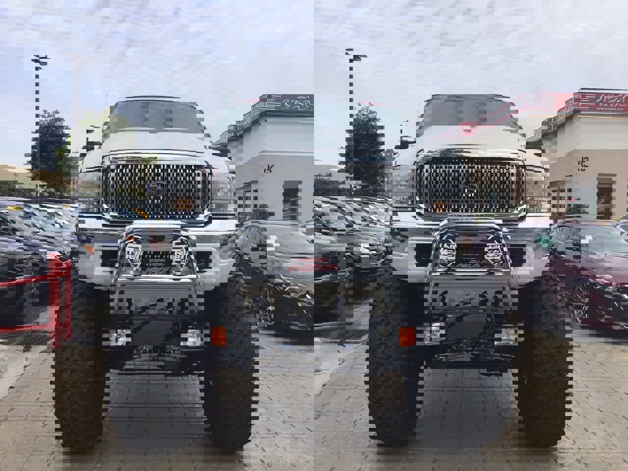 Used 2000 Ford Excursion Limited image 4