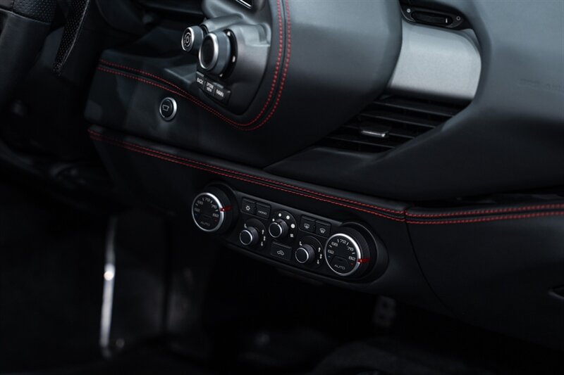 Used 2018 Ferrari 488 Spider RWD image 63