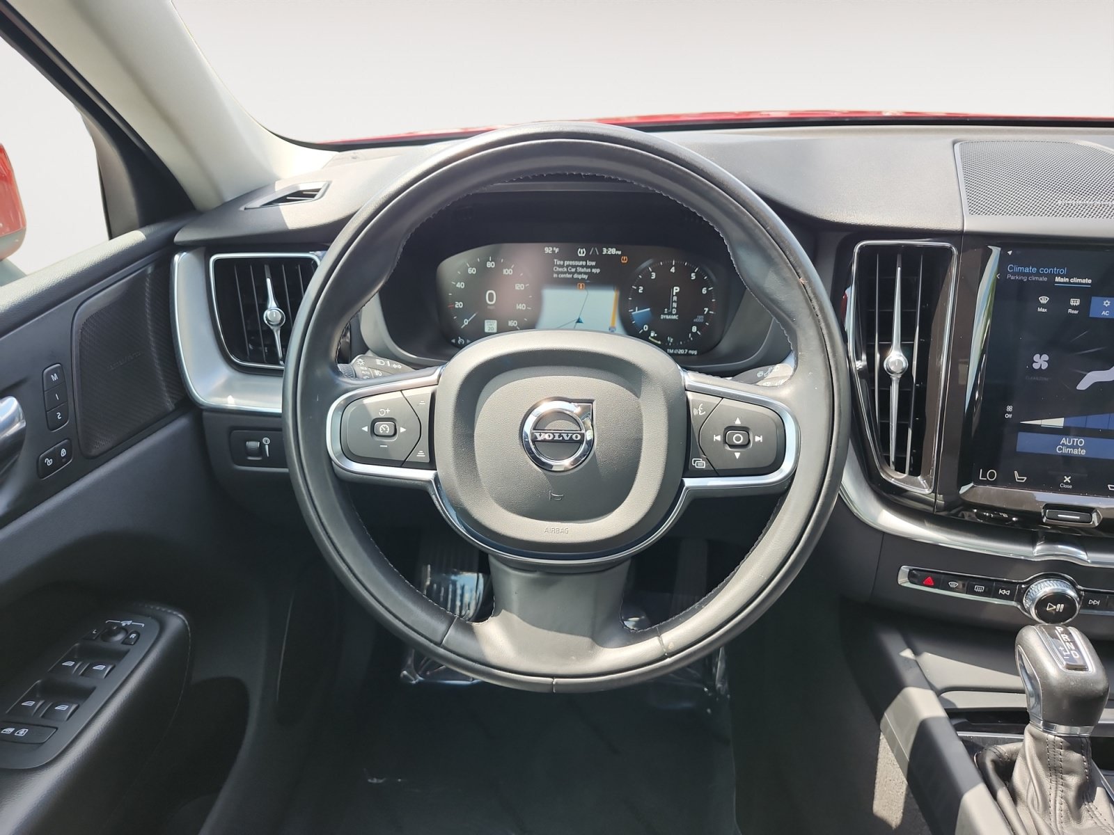 Used 2019 Volvo XC60 T5 Momentum w/ Protection Package AWD/4WD image 12