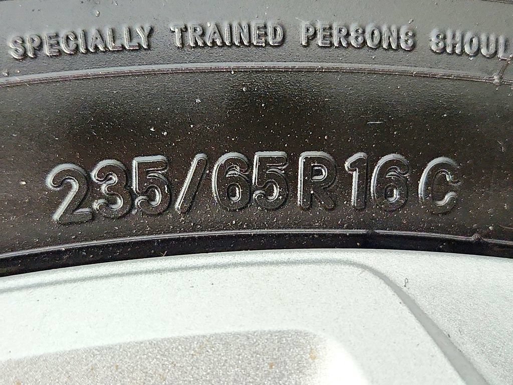 Used 2021 Ford Transit 350 XLT RWD image 28