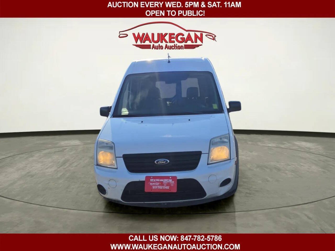 Used 2011 Ford Transit Connect XLT FWD image 2