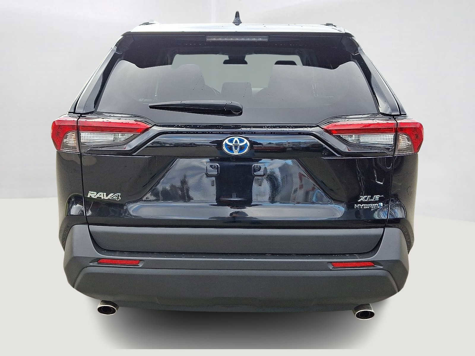 Certified 2021 Toyota RAV4 XLE w/ Convenience Package image 7
