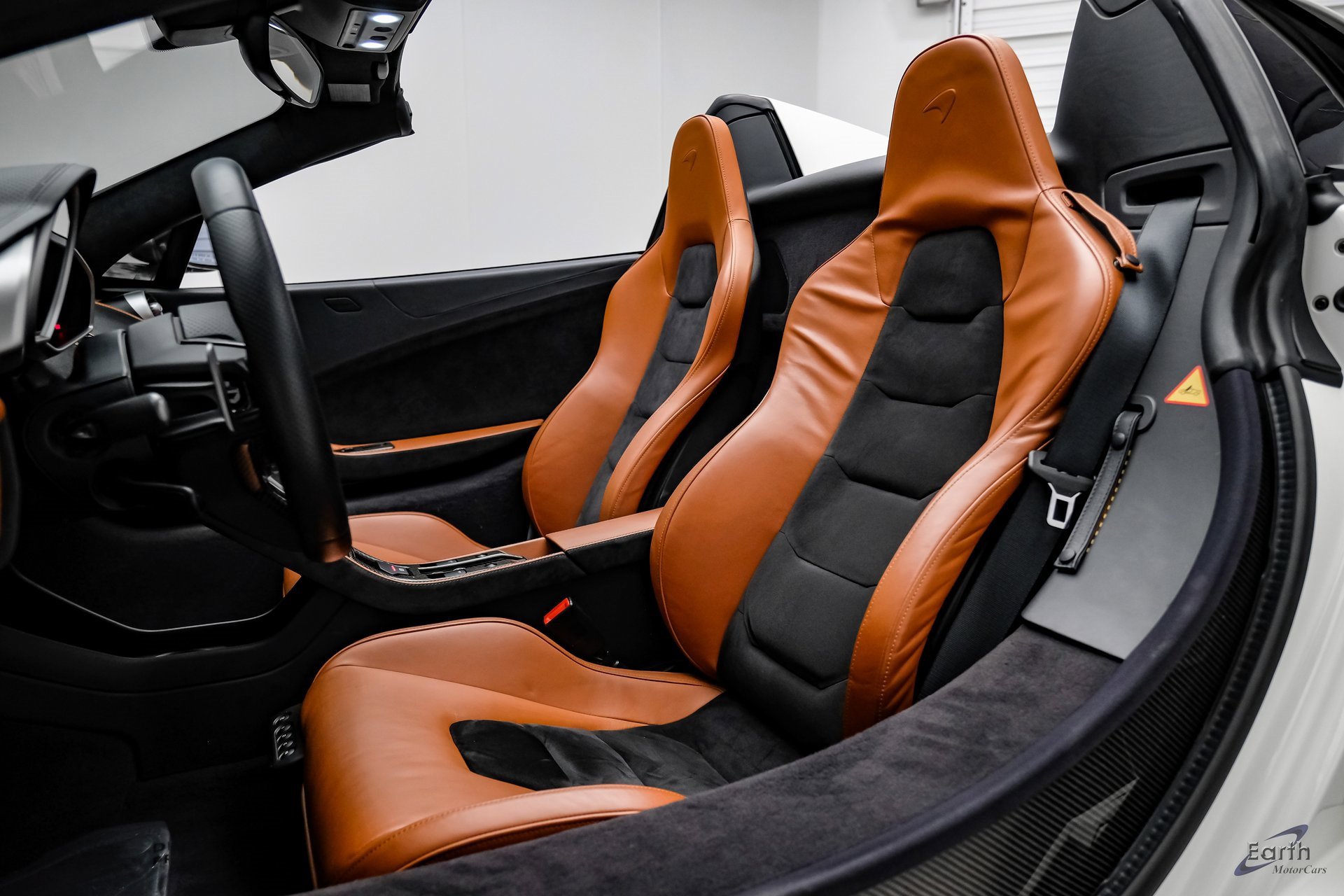 Used 2013 McLaren MP4-12C Spider image 45