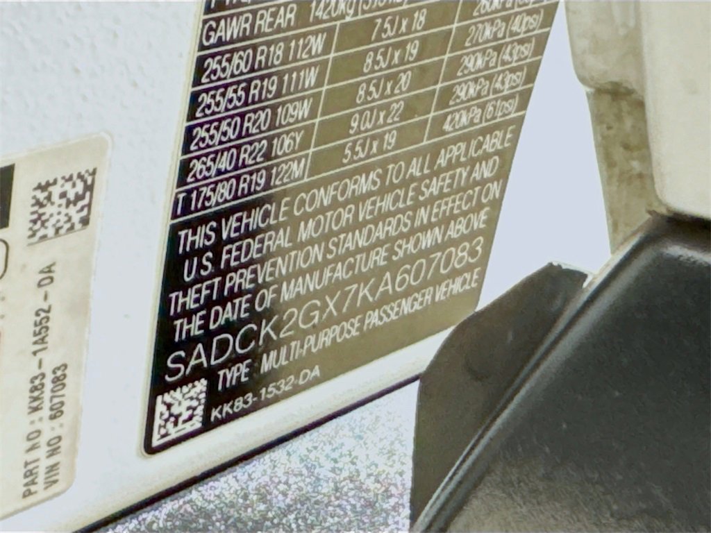 Used 2019 Jaguar F-PACE Prestige image 32