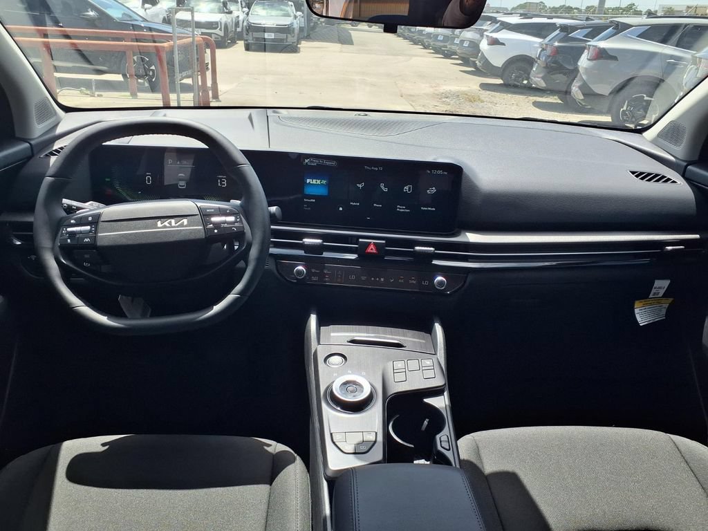 New 2027 Kia Sportage S FWD image 3