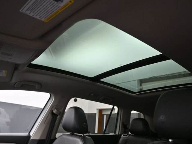 Used 2019 Volkswagen Atlas SEL Premium image 23