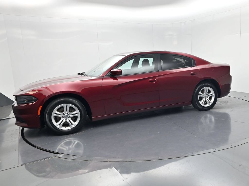 Used 2020 Dodge Charger SXT w/ Leather Interior Group RWD image 4