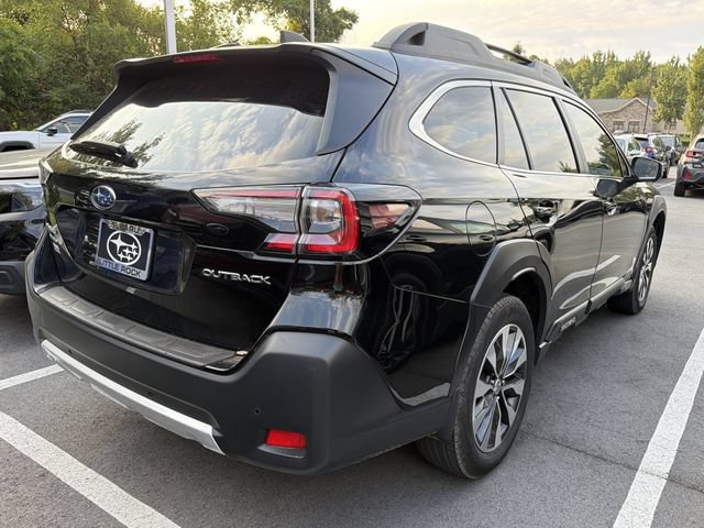 Certified 2025 Subaru Outback Limited AWD/4WD image 4