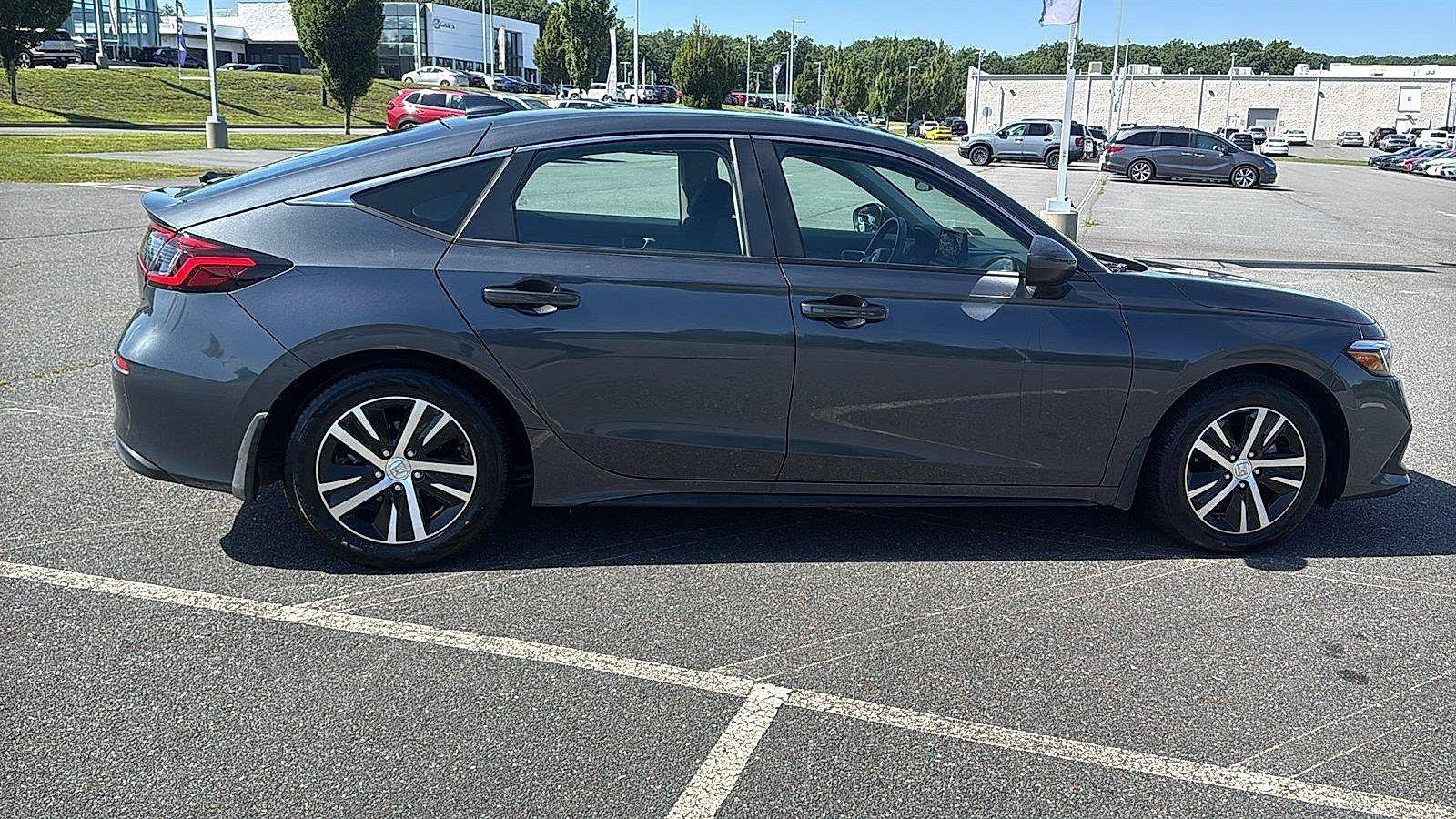 Used 2023 Honda Civic LX image 4