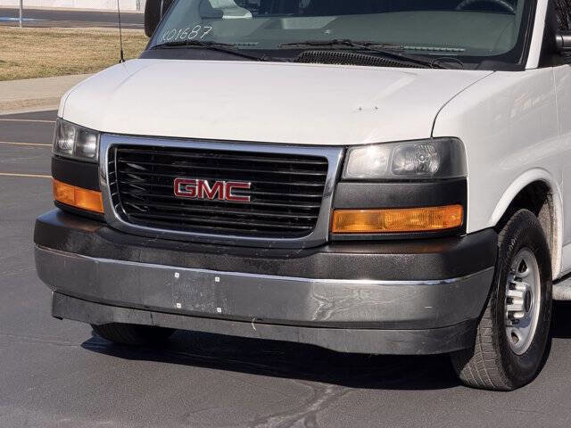 Used 2018 GMC Savana 2500 w/ Driver Convenience Package image 10