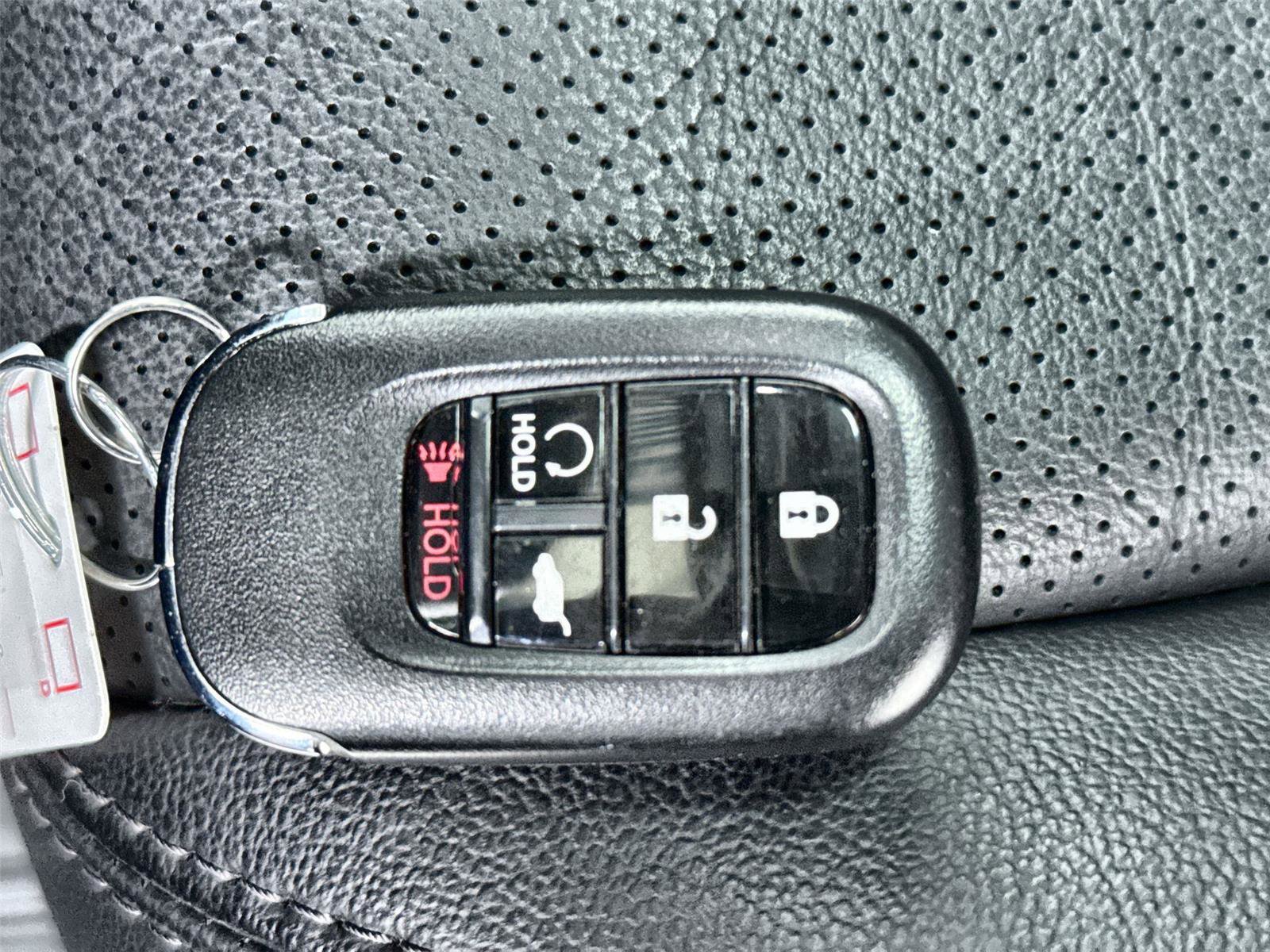Certified 2025 Honda HR-V EX-L image 35
