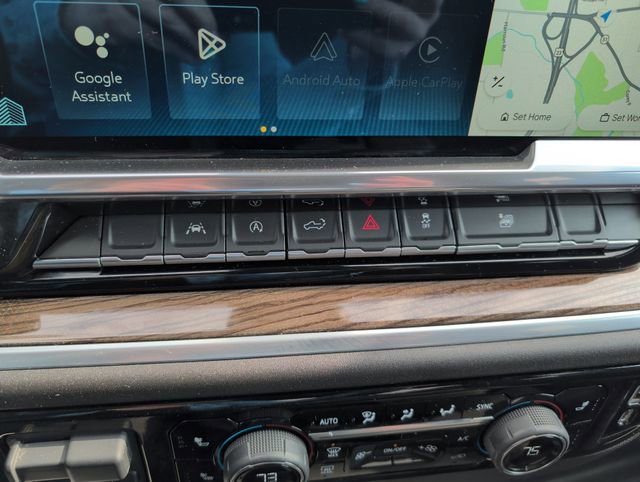 Used 2022 Chevrolet Silverado 1500 LT AWD/4WD image 20