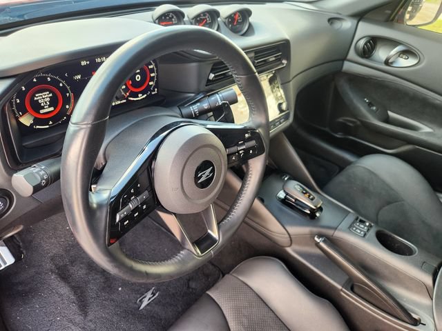 Used 2024 Nissan Z Performance w/ Heritage Edition RWD image 24