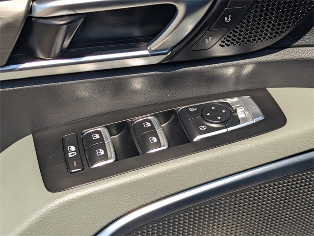 Used 2023 Kia Telluride SX X-Line image 24