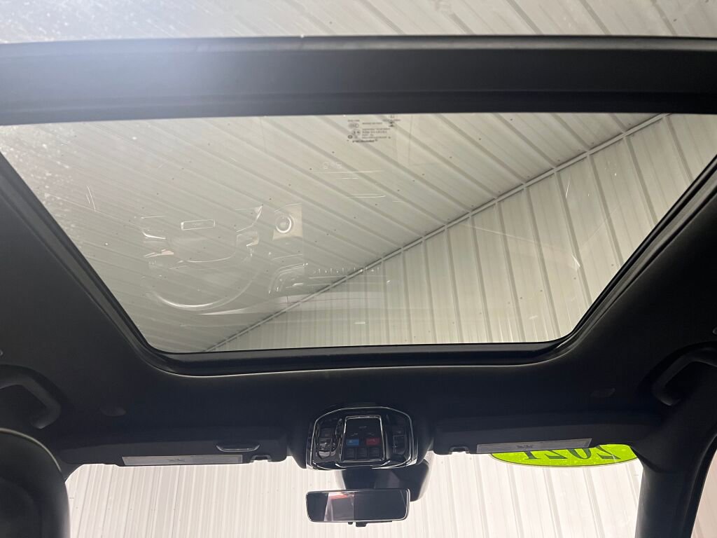 Used 2021 Jeep Grand Cherokee L Summit w/ Advanced Protech Group IV image 25