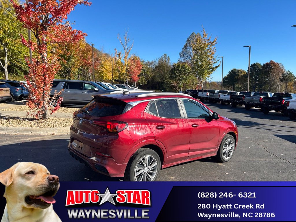 Used 2023 Buick Encore GX Select w/ Sport Touring Package FWD image 8