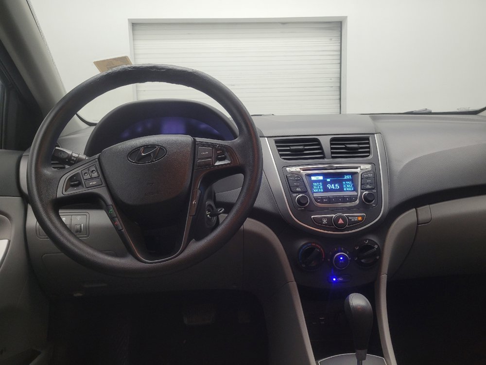 Used 2017 Hyundai Accent Value Edition FWD image 22