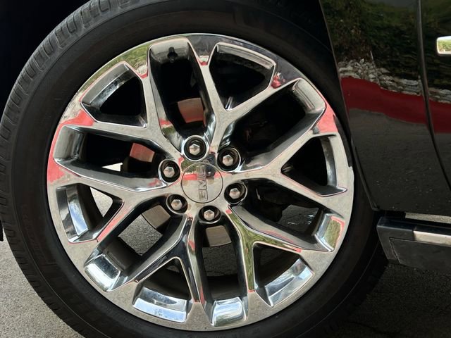 Used 2020 GMC Yukon Denali w/ Denali Premium Package image 13