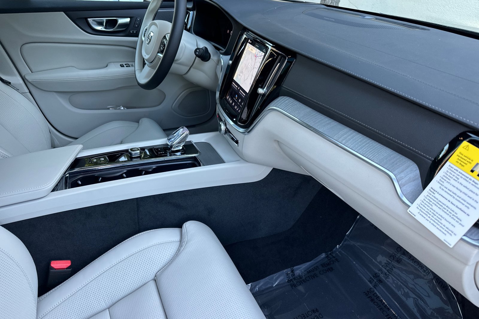 New 2026 Volvo V60 B5 Cross Country Ultra w/ Climate Package image 14