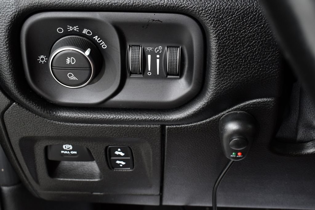 Used 2019 RAM 1500 Big Horn AWD/4WD image 33