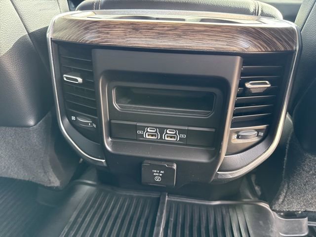 Used 2021 RAM 2500 Laramie w/ Body Color Bumper Group image 17