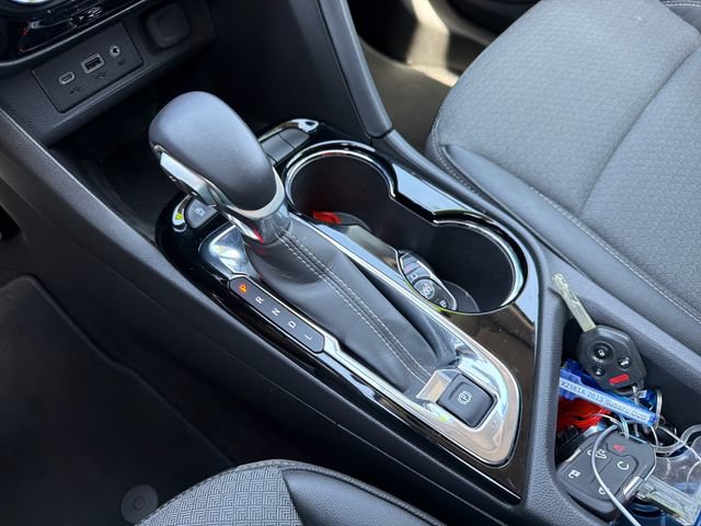 Used 2023 Buick Encore GX Select w/ Sport Touring Package FWD image 15