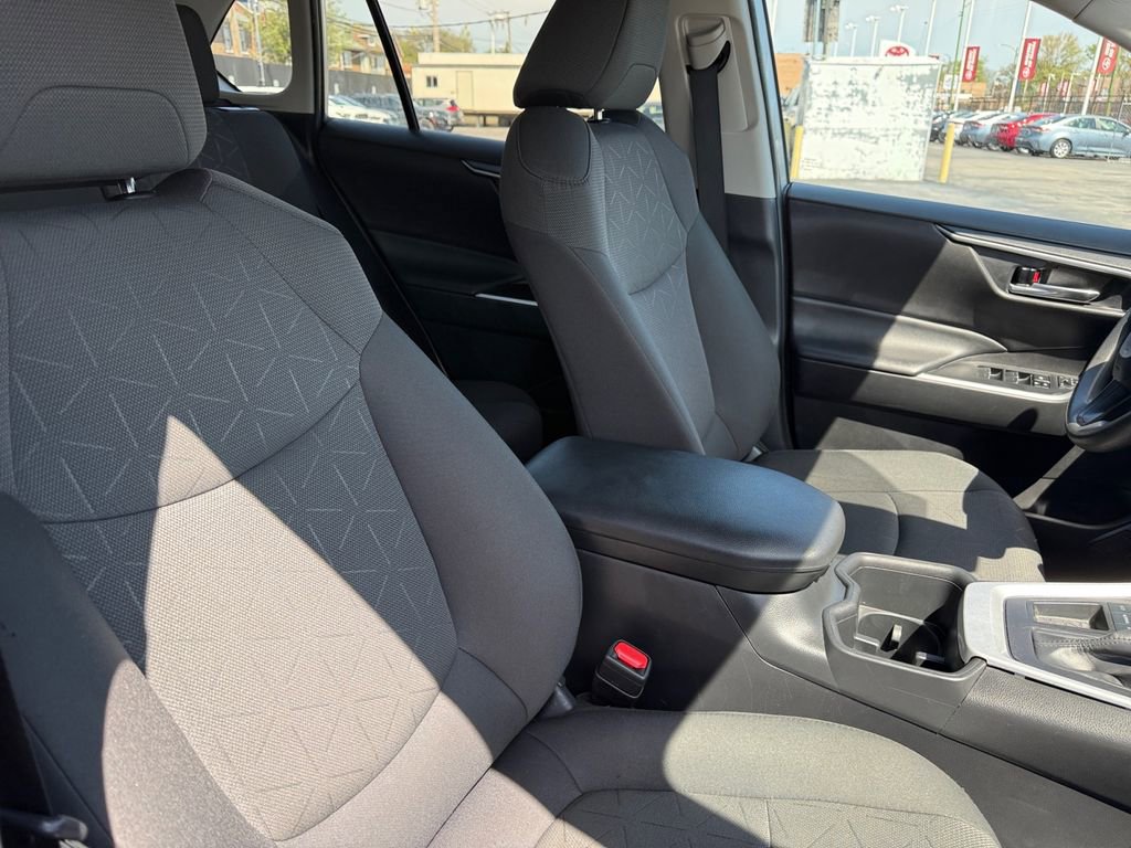 Certified 2024 Toyota RAV4 XLE FWD image 18