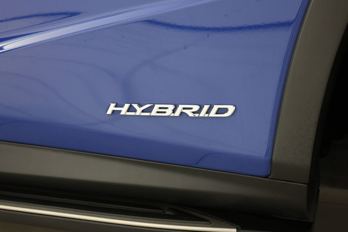 Used 2022 Lexus RX 450h F Sport w/ Cold Area Package (CT) AWD/4WD image 58