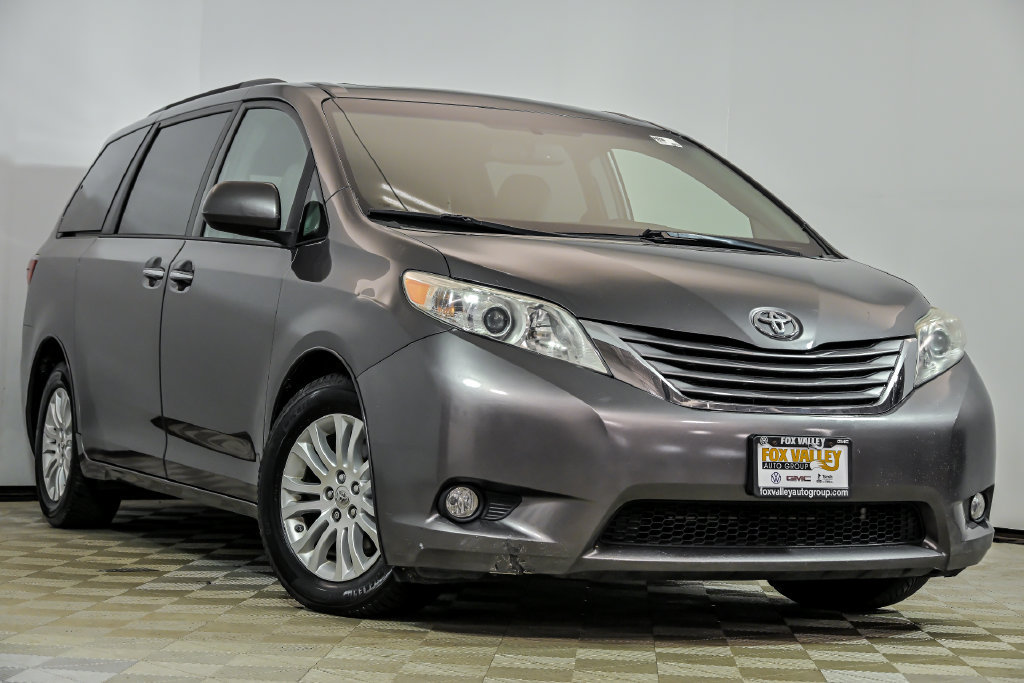 Used 2015 Toyota Sienna XLE